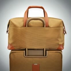 Hartmann Ratio Classic Deluxe 2 Weekend Duffel 7 Hartmann Ratio Classic Deluxe 2 Weekend Duffel -US Suitcase Sales 2024 1209292016 Duffel Smart Sleeve