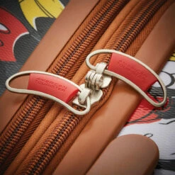 American Tourister Disney Mickey 28" Spinner -US Suitcase Sales 2024 1286764575 DisneyAA 28Spin 4 Zipper