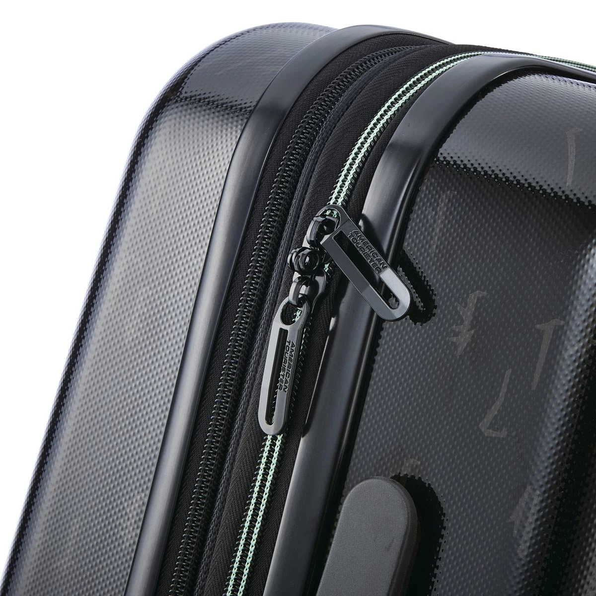 American Tourister Star Wars 21" Carry On Spinner 3 American Tourister Star Wars 21" Carry On Spinner - Image 3