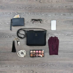 Travelpro Platinum Elite Women's Crossbody -US Suitcase Sales 2024 409188201 2