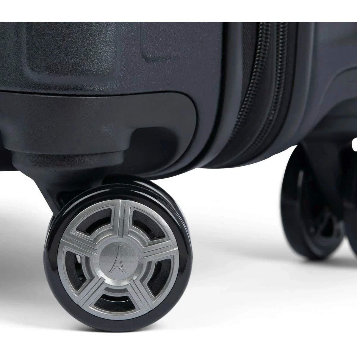 Travelpro Platinum Elite Compact Carry On Expandable Hardside Spinner 10 Travelpro Platinum Elite Compact Carry On Expandable Hardside Spinner - Image 10