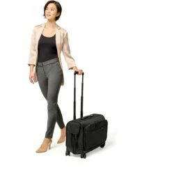 Briggs & Riley Baseline Wide Carry On Wheeled Garment Spinner 9 Briggs & Riley Baseline Wide Carry On Wheeled Garment Spinner -US Suitcase Sales 2024 BLU174SP 4m