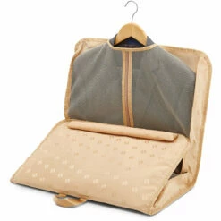 Hartmann Century Deluxe Hardside 24" Medium Journey Spinner 11 Hartmann Century Deluxe Hardside 24" Medium Journey Spinner -US Suitcase Sales 2024 CenturyDLX 1133 MDLG 3 Garment Sleeve