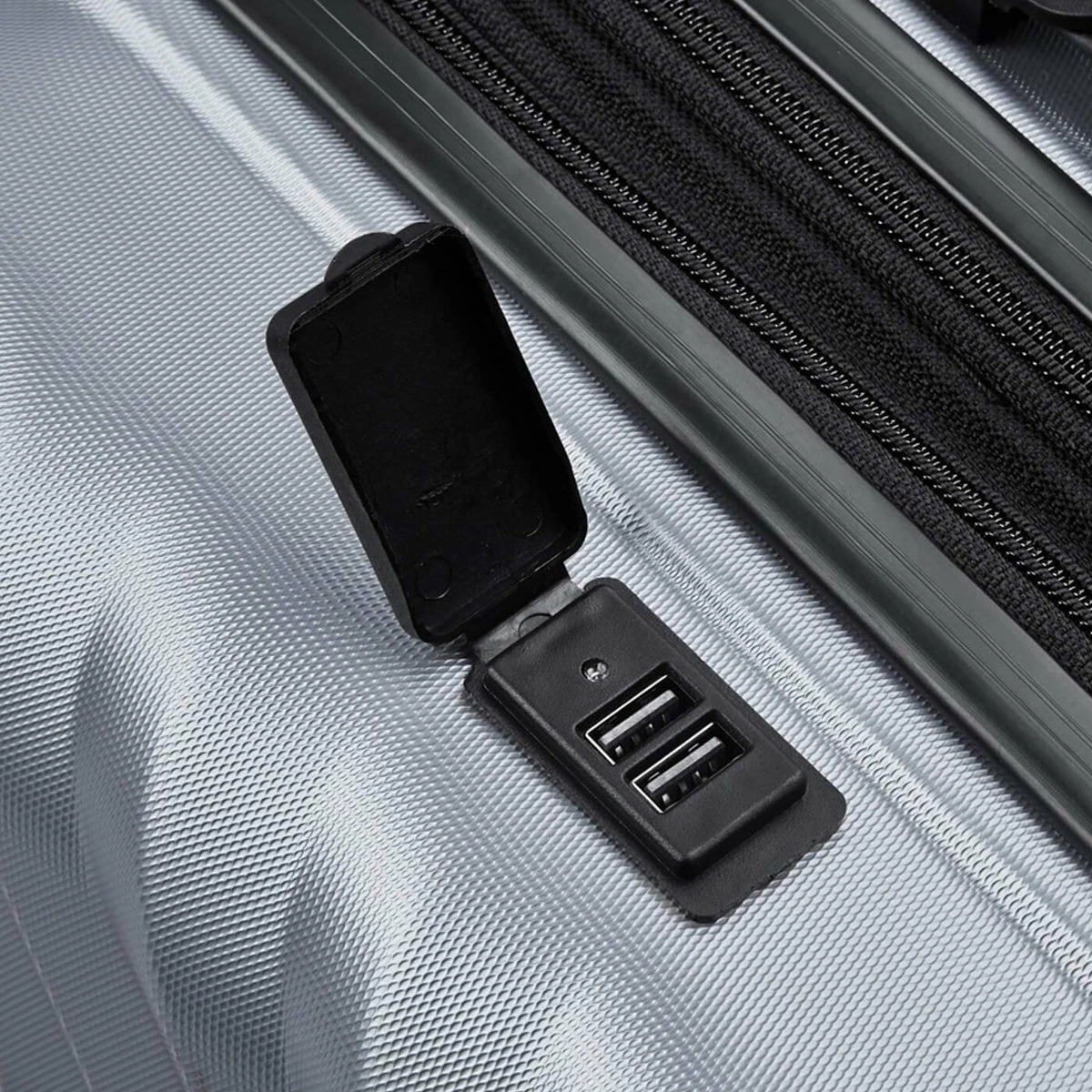 Luggage Tech Monaco SMART LUGGAGE 28" Expandable Spinner 8 Luggage Tech Monaco SMART LUGGAGE 28" Expandable Spinner - Image 8