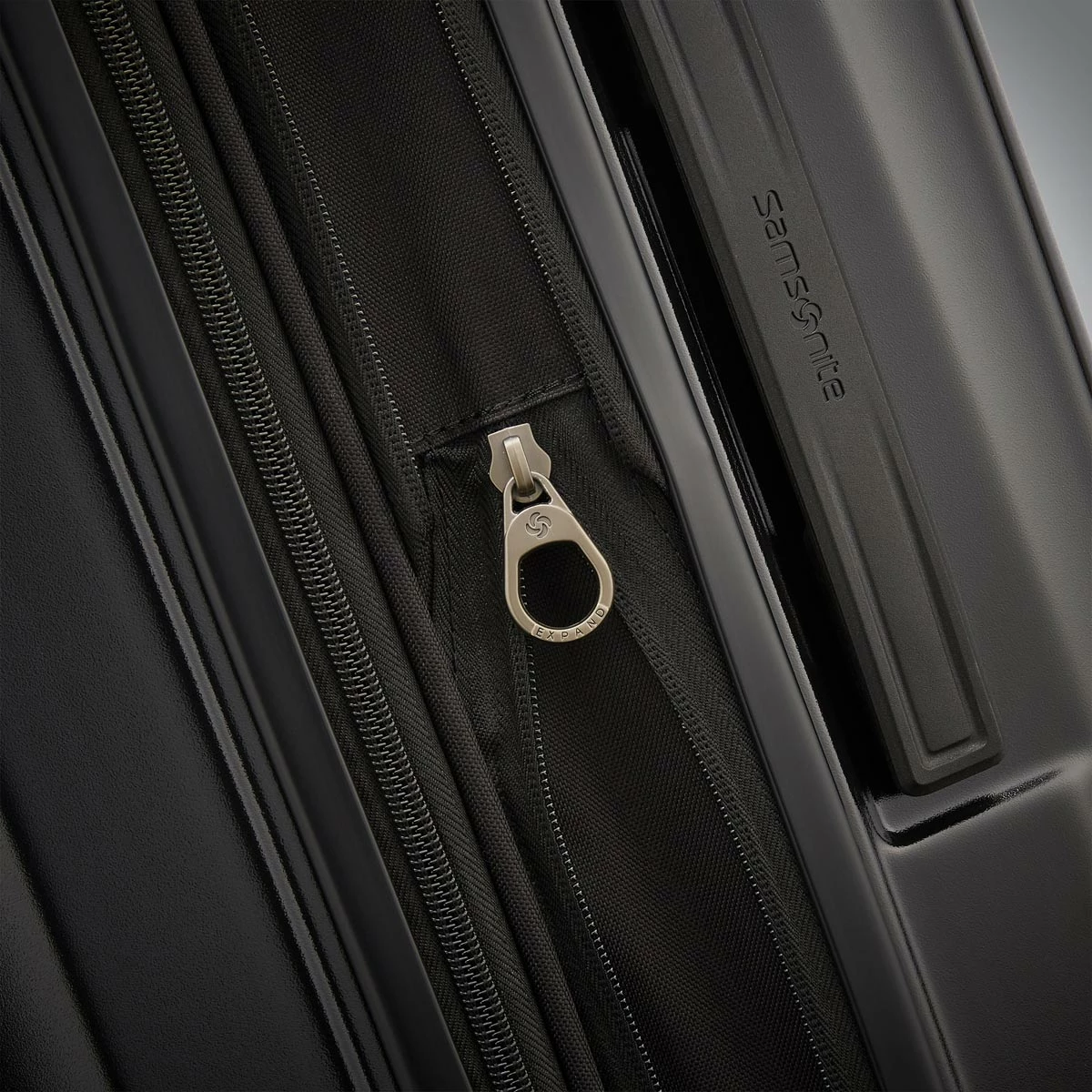 Samsonite Octiv Large Spinner 8 Samsonite Octiv Large Spinner - Image 8